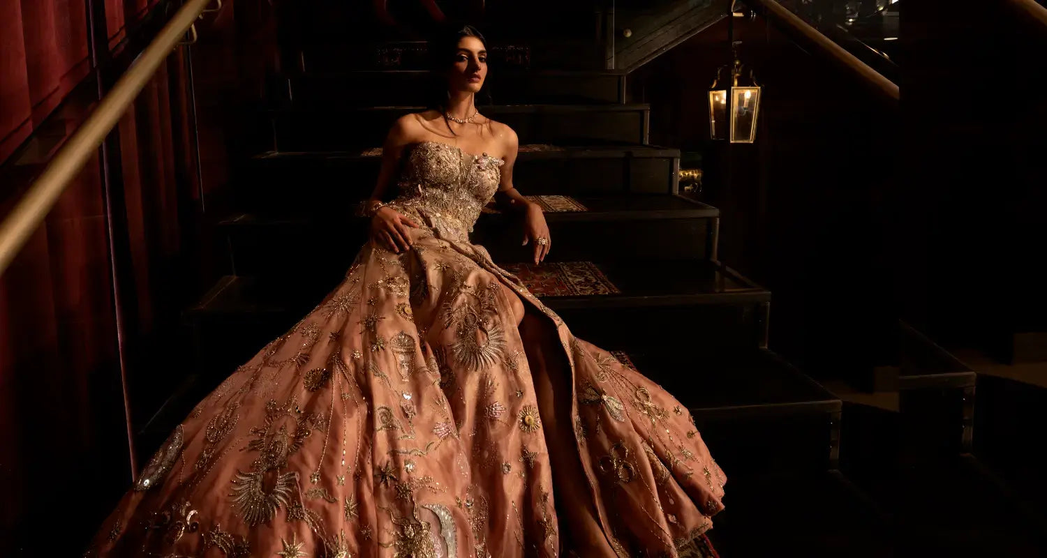 New Designer Cothing Collection - Ecran a mystrical reflection