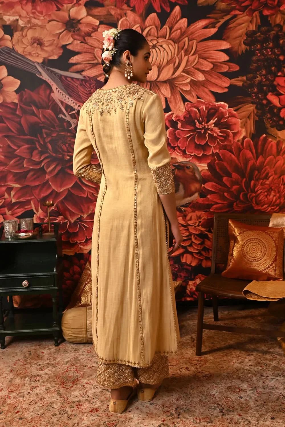 Stylish Ethnic Women Kurta Sets online