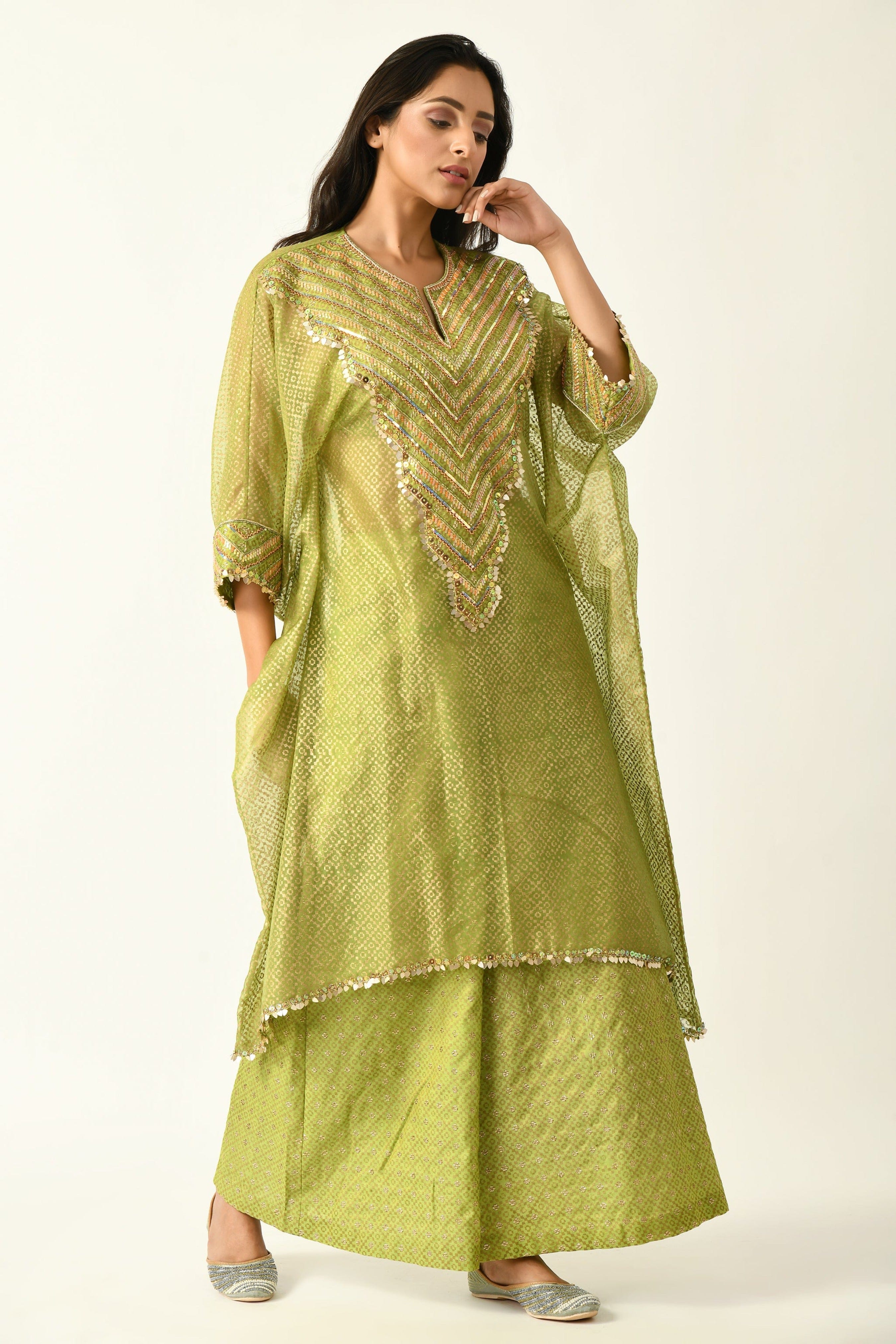 shahpur-jat-kaftan-set