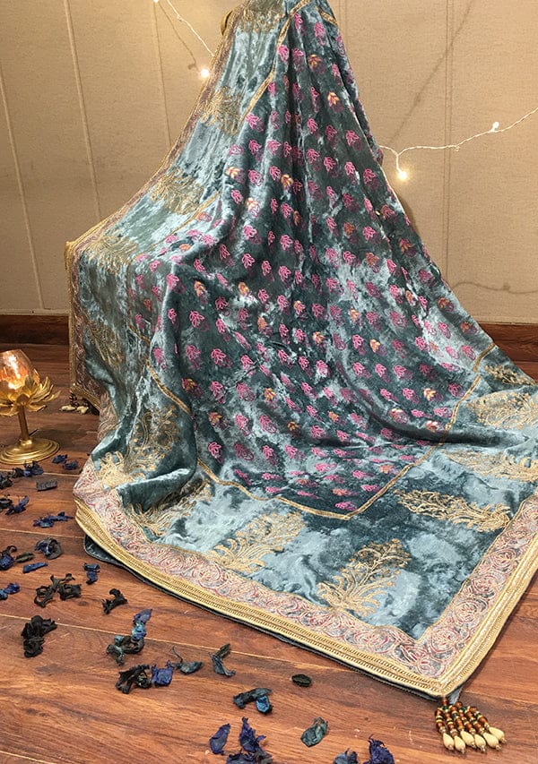 Firdaus velvet shawl