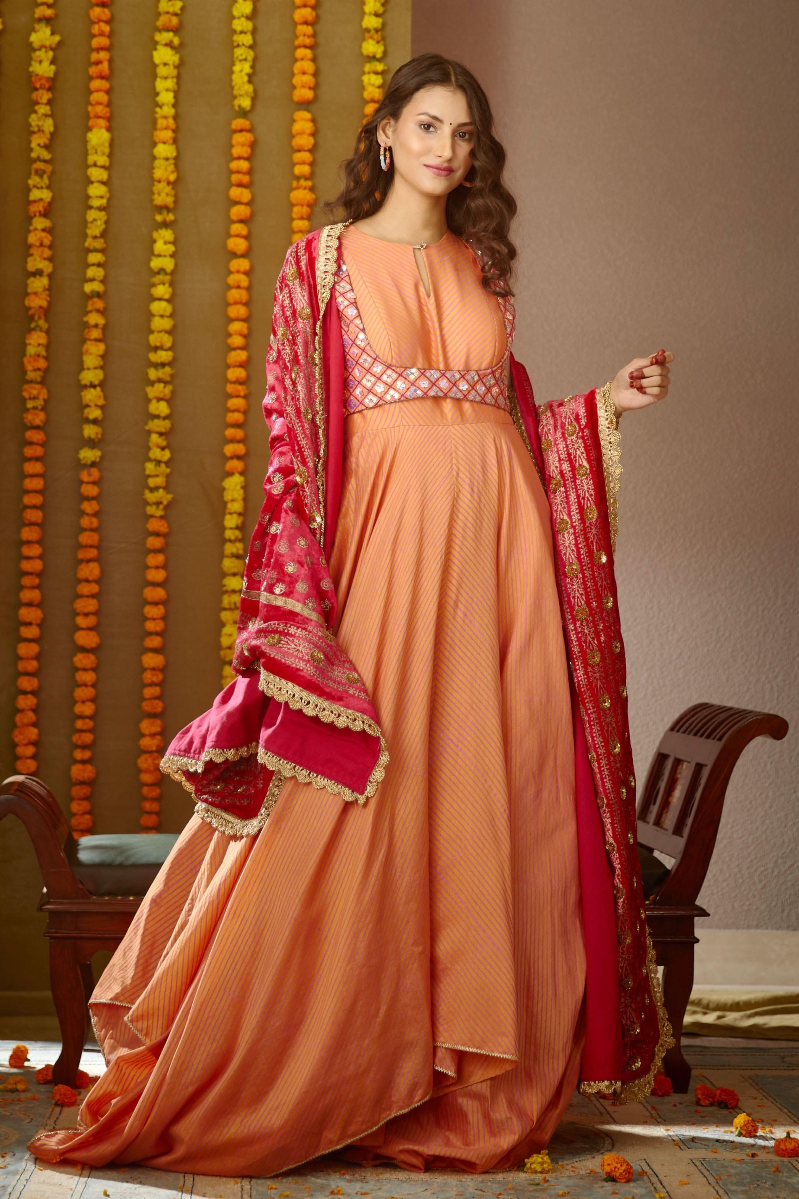 Anarkali dress for bride
Anarkali salwar suit for wedding
Indian wedding outfits