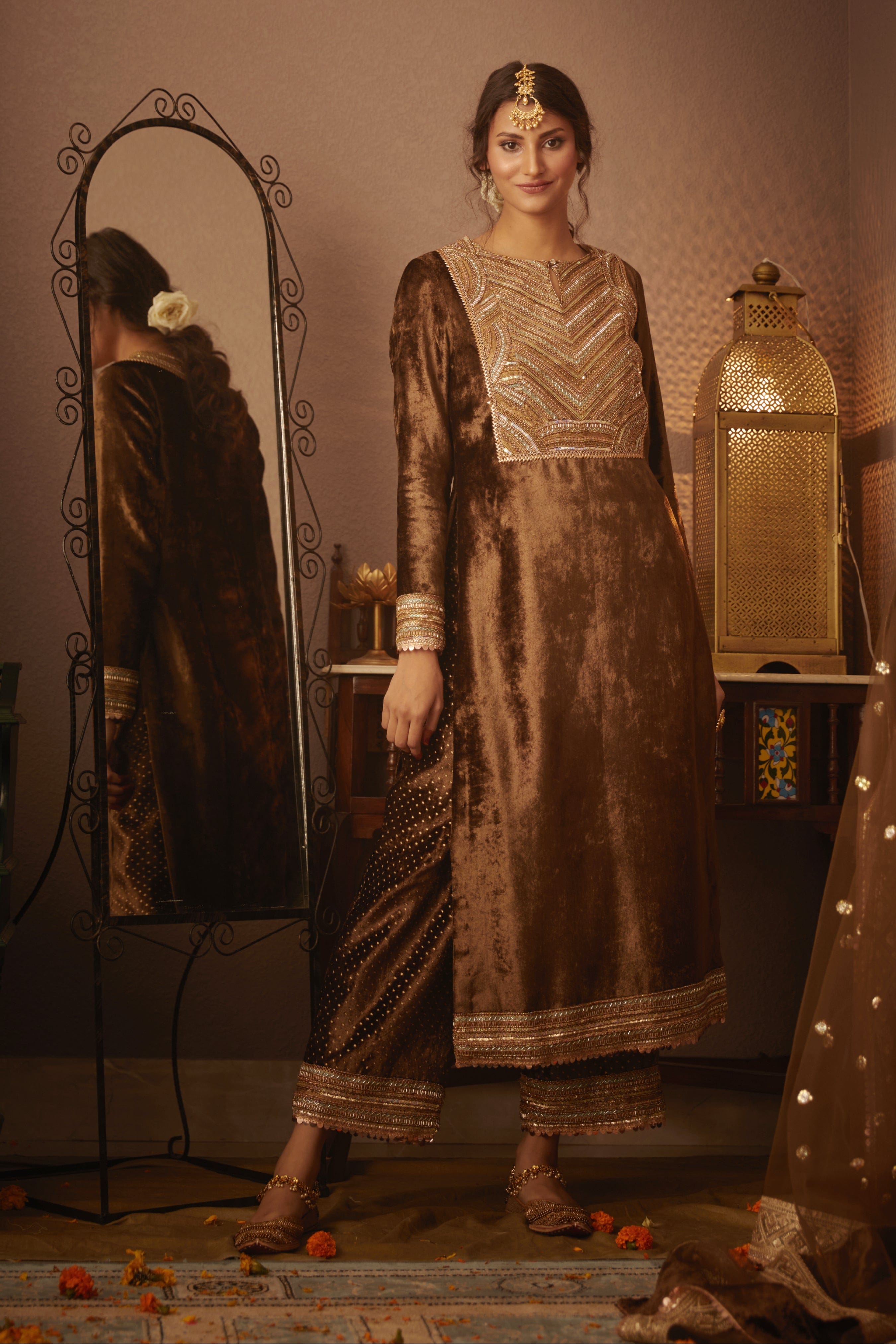 Complete Nora Kurta Set with velvet kurta, foil print pants, and net dupatta, ideal for festive occasions.