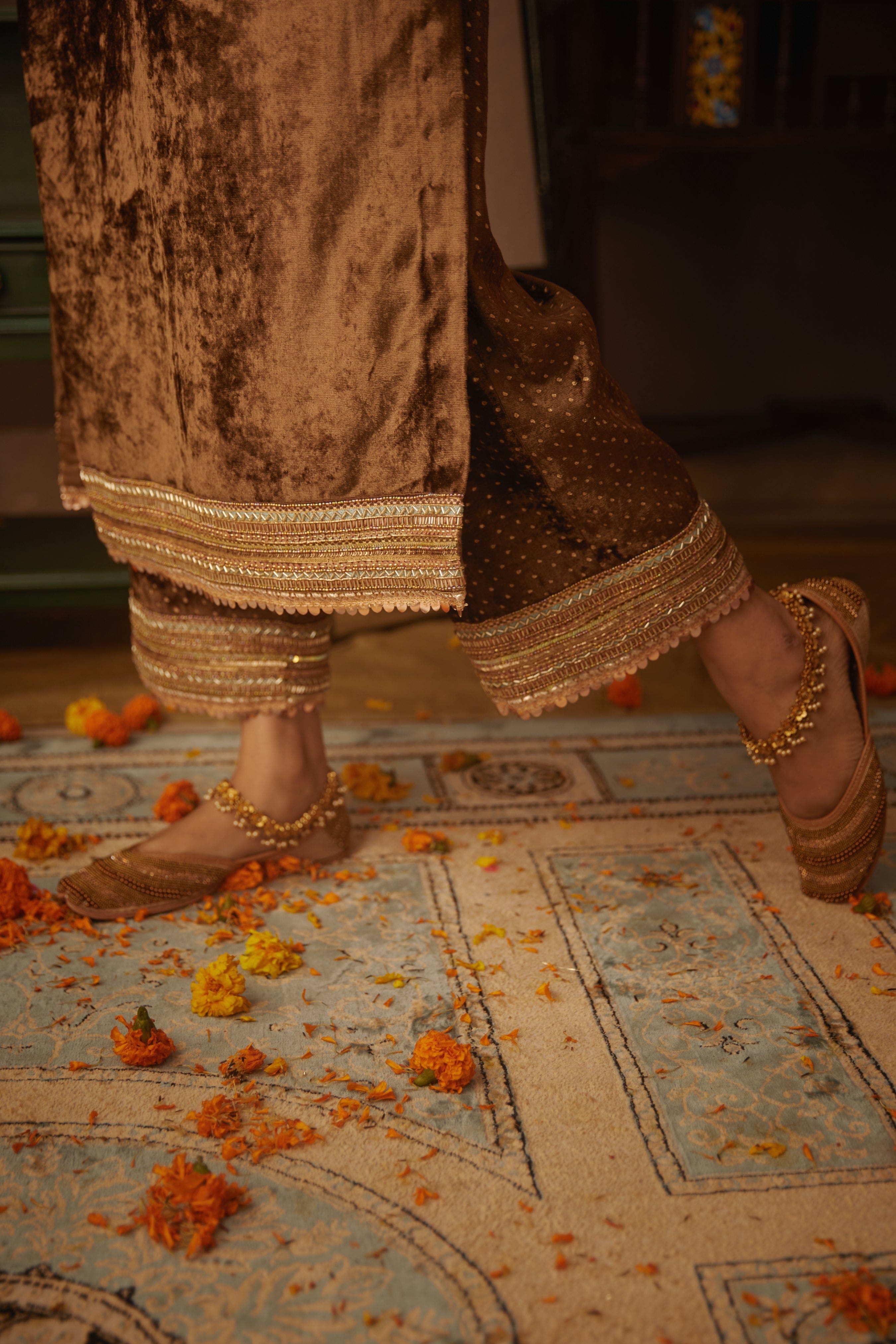 Polka dot foil print pants paired with the Nora Velvet Kurta Set.