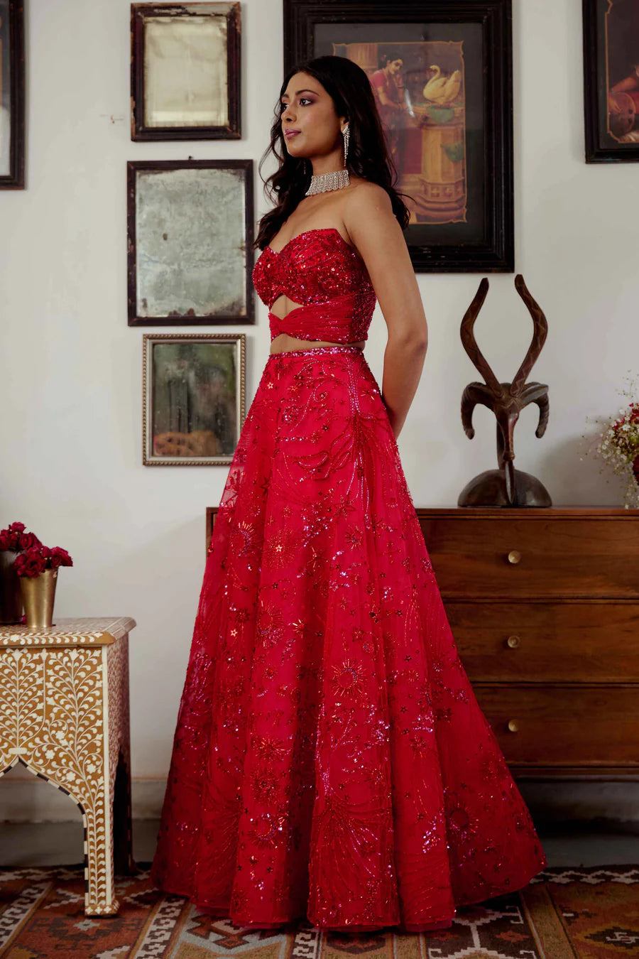 Moledro: Tia Lehenga | Buy Bridal Wear Online in New York | Red bridal lehenga Moledro: Tia Lehenga | Buy Bridal Wear Online in New York | Red bridal lehenga