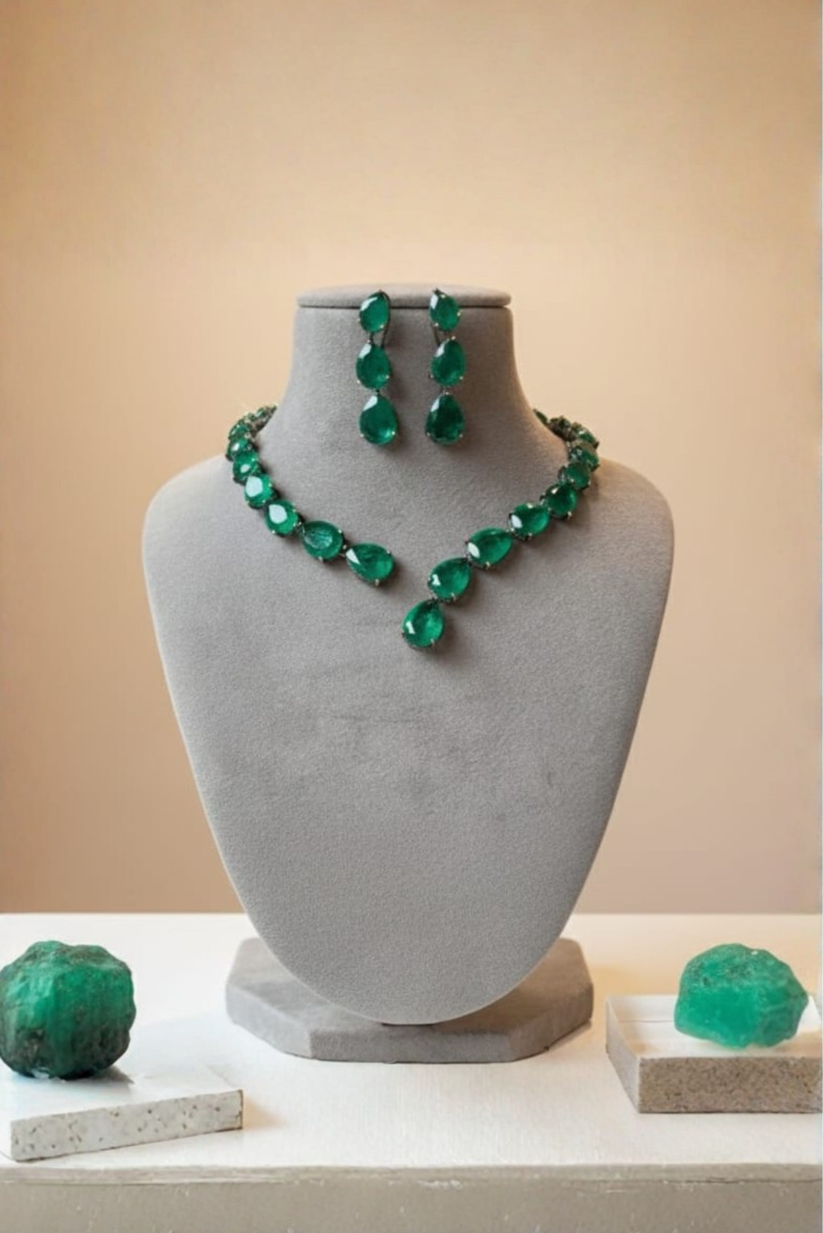 Emerald Infinity Drop Set