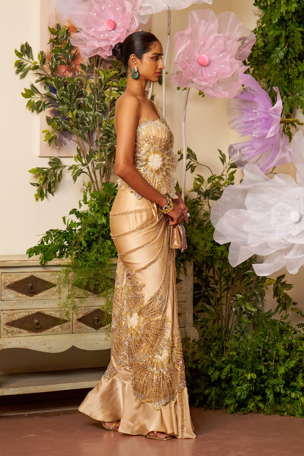 Maya Saree by Moledro showcasing its contemporary fit and flowing silhouette.