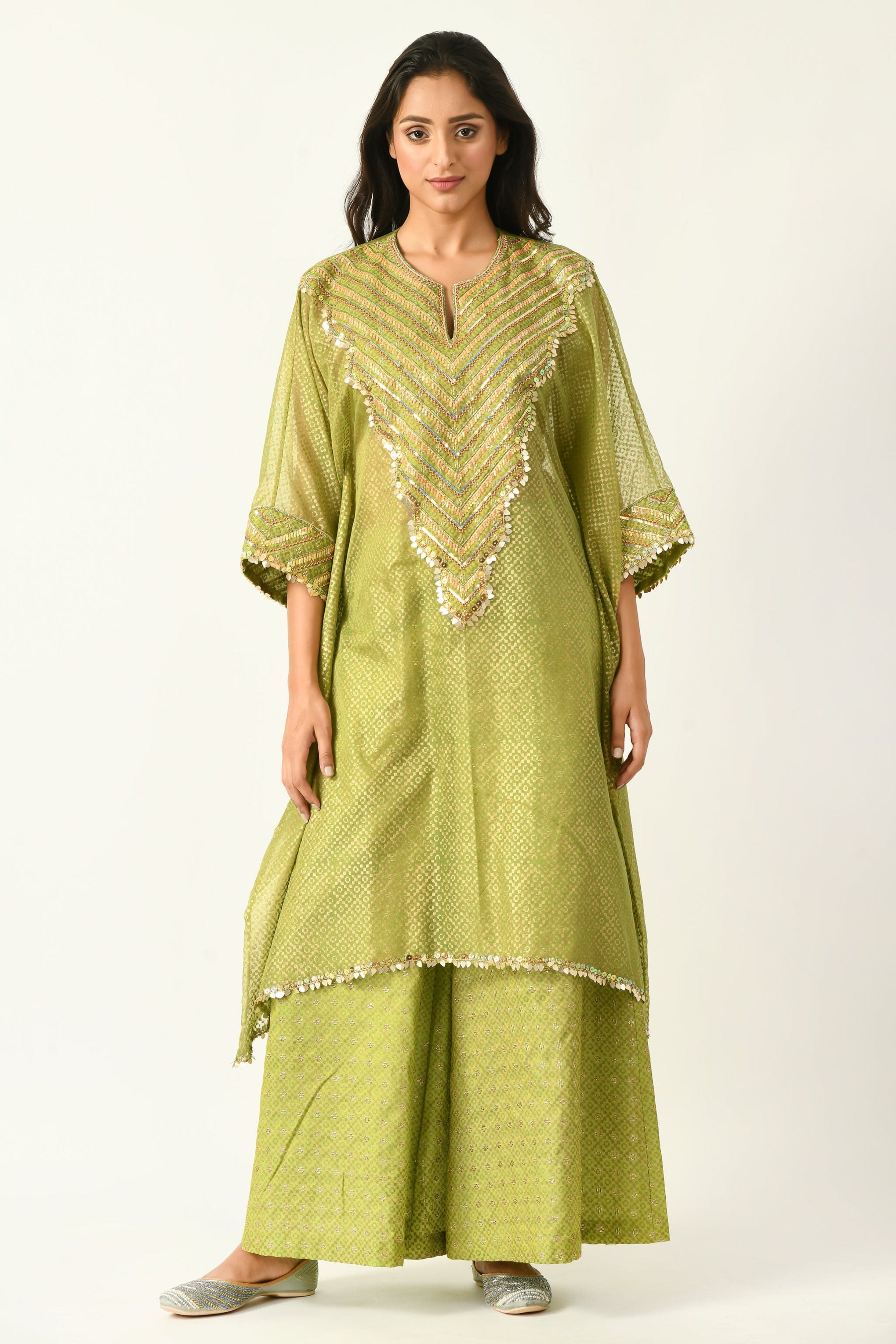shahpur-jat-kaftan-set