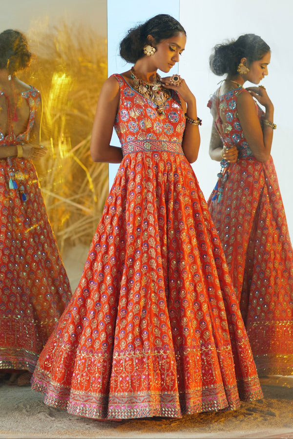 shahpur-jat-anarkali-stores
Anarkali dress for bride 
Anarkali salwar suit for wedding 
Indian wedding outfits