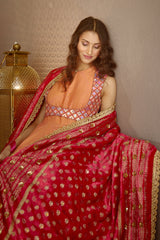Gulabi Doshala