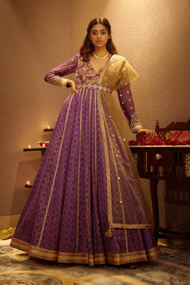 shahpur-jat-sharara
Anarkali dress for bride 
Anarkali salwar suit for wedding 
Indian wedding outfits